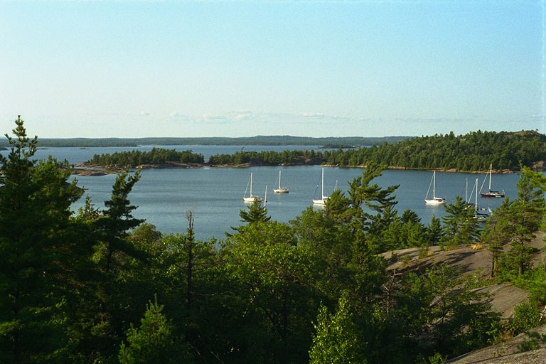 [Photo: North Harbor of Benjamin Is.]