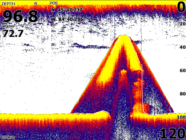 Screen capture: SONAR echo from wreck of CEDARVILLE in Straits of Mackinac.
