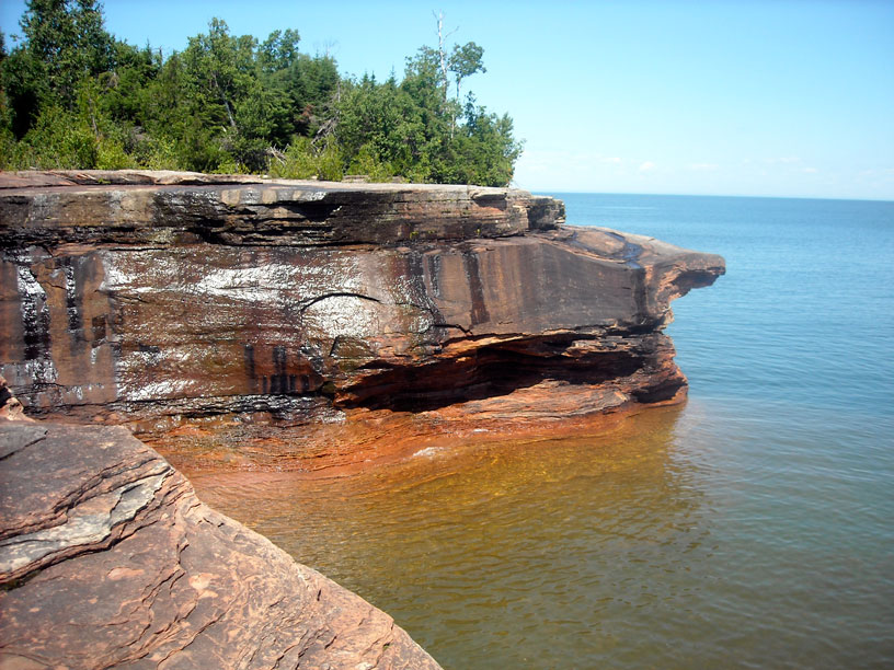 Photo: Devils Island shoreline, Apostle Islands, Lake Superior, Wisconsin.