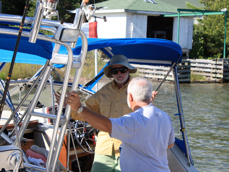 Photo: Boston Whaler boat owners at the dock on Nepture Island.