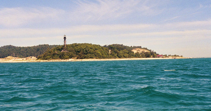 [Photo: Abandoned lighthouse of SW shore of S. Fox Island.]