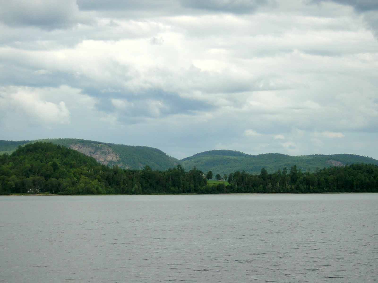 Photo: The Quebec shoreline of the Ottawa River near Chalk River.
