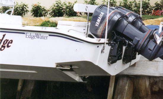 Photo: Port stern 3/4 view of Edgewater 260 transom