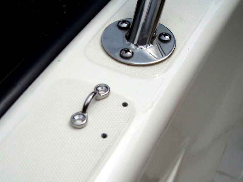Photo: Install the aft corner eyestraps