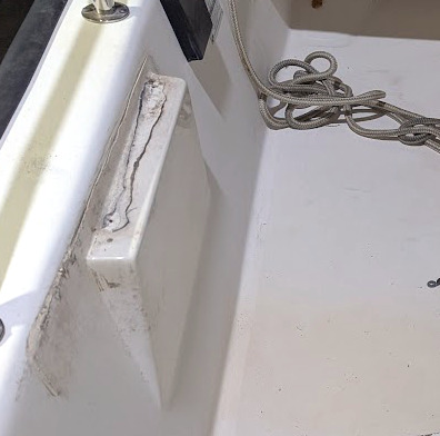 portSeatBaseMoldedinHullLiner.jpg