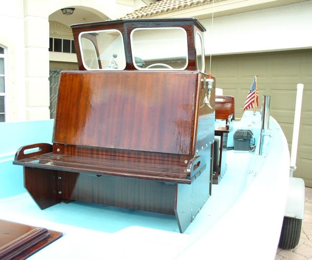 Whaler 25.jpg