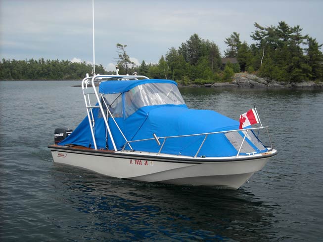 Photo: GAMBLER comes alongside on the Small Craft route in Georgian Bay.
