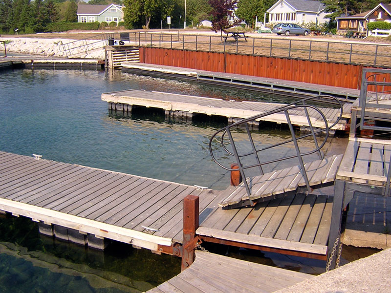 Photo: Trailer boat launch ramp at Lions Head marina