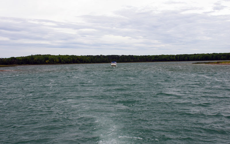 Photo: CONTINUOUSWAVE departing Harbor Island, Michigan.