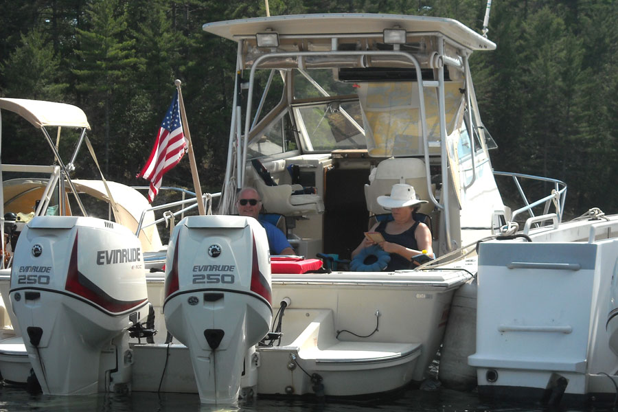 E-TEC outboard engines