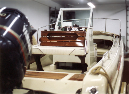 Photo: 1973 Outrage 21, view from transom