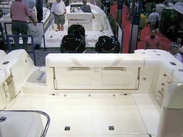 Photo: 2004 Boston Whaler 305 CONQUEST cockpit view from helm