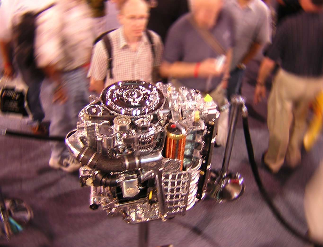 Photo: Mercury Verado Engine Display 