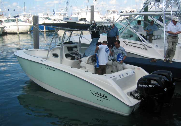 Photo: Boston Whaler 240 OUTRAGE with twin VERADO 150-HP engines