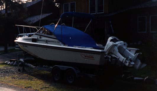 Photo: 1990 Boston Whaler 22-Revenge with Mills Cockpit Cover
