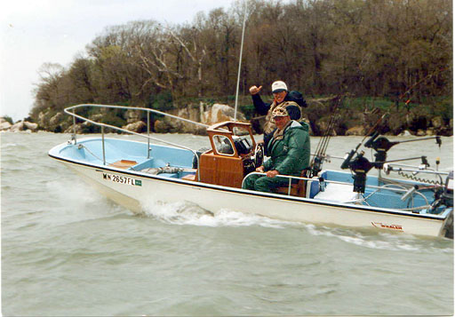 [Photo: 1967 Whaler 16 Nauset at Green Island Spring Walleye Hunt]